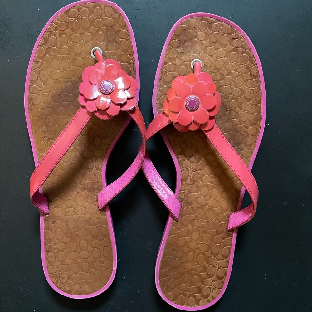 Coach y2k pink floral flip flops size 7